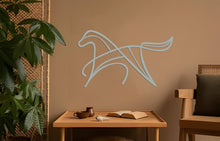 Görseli Galeri görüntüleyiciye yükleyin, Minimal At Metal Duvar Dekoru