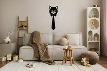 Görseli Galeri görüntüleyiciye yükleyin, İş Kedisi Metal Duvar Dekoru