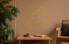 Görseli Galeri görüntüleyiciye yükleyin, Canada Metal Duvar Dekoru