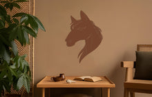 Görseli Galeri görüntüleyiciye yükleyin, Yakışıklı At Metal Duvar Dekoru