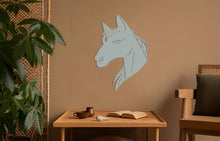 Görseli Galeri görüntüleyiciye yükleyin, Yakışıklı At Metal Duvar Dekoru