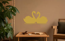 Görseli Galeri görüntüleyiciye yükleyin, Kuğular Metal Duvar Dekoru