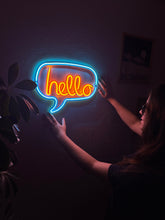 Görseli Galeri görüntüleyiciye yükleyin, Hello Neon Metal Tabela