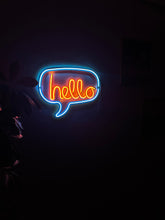 Görseli Galeri görüntüleyiciye yükleyin, Hello Neon Metal Tabela