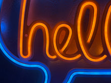 Görseli Galeri görüntüleyiciye yükleyin, Hello Neon Metal Tabela