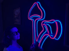 Görseli Galeri görüntüleyiciye yükleyin, Mushrooms Neon Metal Tabela