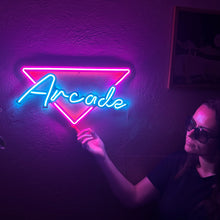 Görseli Galeri görüntüleyiciye yükleyin, Arcade Neon Metal Tabela