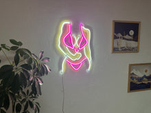 Görseli Galeri görüntüleyiciye yükleyin, Bikini Girl Neon Tabela