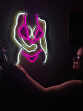 Görseli Galeri görüntüleyiciye yükleyin, Bikini Girl Neon Tabela