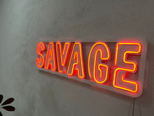 Görseli Galeri görüntüleyiciye yükleyin, Savage Neon Tabela