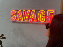 Görseli Galeri görüntüleyiciye yükleyin, Savage Neon Tabela