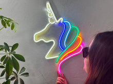 Görseli Galeri görüntüleyiciye yükleyin, Unicorn Neon Tabela
