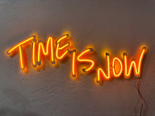 Görseli Galeri görüntüleyiciye yükleyin, Time is Now Neon Tabela