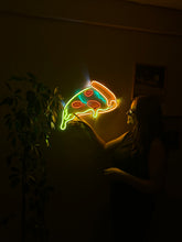 Görseli Galeri görüntüleyiciye yükleyin, Pizza Neon Tabela