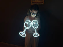 Görseli Galeri görüntüleyiciye yükleyin, Cheers Neon Tabela