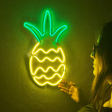 Görseli Galeri görüntüleyiciye yükleyin, Ananas Neon Tabela