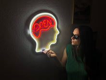 Görseli Galeri görüntüleyiciye yükleyin, Open Mind Neon Tabela