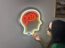 Görseli Galeri görüntüleyiciye yükleyin, Open Mind Neon Tabela