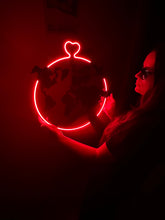 Görseli Galeri görüntüleyiciye yükleyin, Aşk Çemberinde Neon Tabela