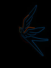 Görseli Galeri görüntüleyiciye yükleyin, Serçe Neon Tabela