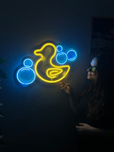 Görseli Galeri görüntüleyiciye yükleyin, Rubber Duck Neon Tabela