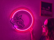 Görseli Galeri görüntüleyiciye yükleyin, Kedicik ve Ay Neon Tabela
