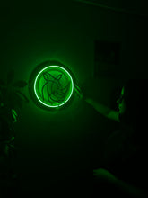 Görseli Galeri görüntüleyiciye yükleyin, Gergedan Neon Tabela