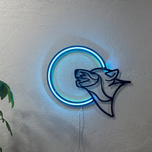 Görseli Galeri görüntüleyiciye yükleyin, Kurt ve Ay Neon Tabela