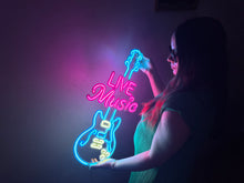 Görseli Galeri görüntüleyiciye yükleyin, Live Music Guitar Neon Tabela