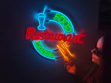Görseli Galeri görüntüleyiciye yükleyin, Restaurant Neon Tabela