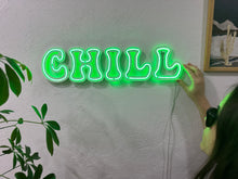 Görseli Galeri görüntüleyiciye yükleyin, Chill Neon Tabela