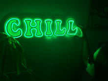 Görseli Galeri görüntüleyiciye yükleyin, Chill Neon Tabela