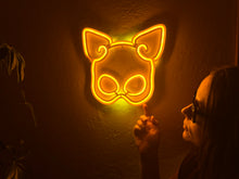 Görseli Galeri görüntüleyiciye yükleyin, Lateks Maskesi Neon Tabela