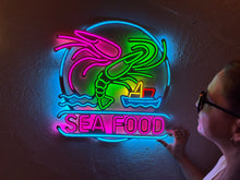Görseli Galeri görüntüleyiciye yükleyin, Sea Food Neon Tabela