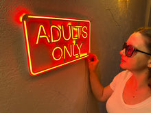 Görseli Galeri görüntüleyiciye yükleyin, Adults Only Neon Tabela