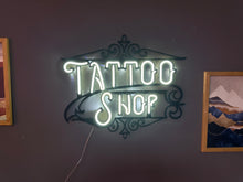 Görseli Galeri görüntüleyiciye yükleyin, Tattoo Shop Neon Tabela