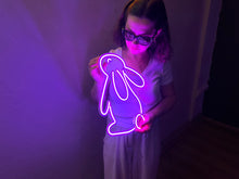 Görseli Galeri görüntüleyiciye yükleyin, Tavşan Neon Tabela