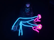 Görseli Galeri görüntüleyiciye yükleyin, Lacy Neon Tabela