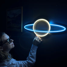 Görseli Galeri görüntüleyiciye yükleyin, Satürn Neon Tabela