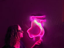 Görseli Galeri görüntüleyiciye yükleyin, Peachy Neon Tabela