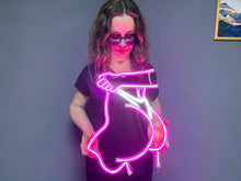 Görseli Galeri görüntüleyiciye yükleyin, Peachy Neon Tabela