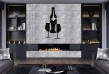 Görseli Galeri görüntüleyiciye yükleyin, Şarap Figürlü Metal Duvar Saati