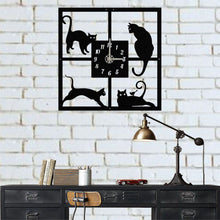 Görseli Galeri görüntüleyiciye yükleyin, Kediler Metal Duvar Saati