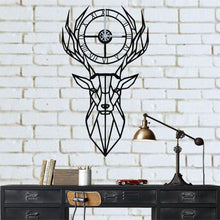 Görseli Galeri görüntüleyiciye yükleyin, Geyik Başı Figürlü Metal Duvar Saati