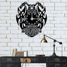 Görseli Galeri görüntüleyiciye yükleyin, Harley Metal Duvar Saati