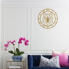 Görseli Galeri görüntüleyiciye yükleyin, Kurt Figürlü Metal Duvar Saati