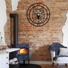 Görseli Galeri görüntüleyiciye yükleyin, Kurt Figürlü Metal Duvar Saati