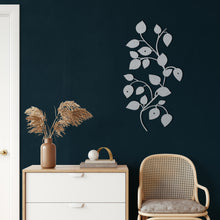Görseli Galeri görüntüleyiciye yükleyin, Yapraklı Dal Metal Duvar Dekoru