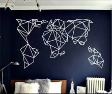 Görseli Galeri görüntüleyiciye yükleyin, Geometrik Dünya Haritası Metal Duvar Dekoru (150x84cm)