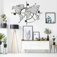 Görseli Galeri görüntüleyiciye yükleyin, Balpetekli Dünya Haritası Metal Duvar Dekoru